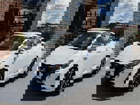 Used 2024 Nissan Sentra SV image 1