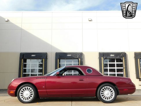 Used 2004 Ford Thunderbird image 8
