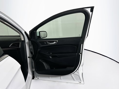 Used 2023 Ford Edge SEL image 31