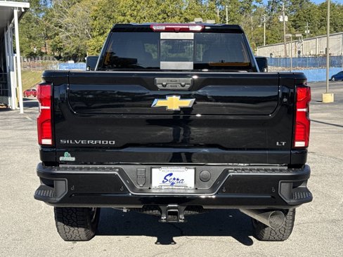 Used 2025 Chevrolet Silverado 2500 LT w/ Z71 Chrome Sport Edition image 8