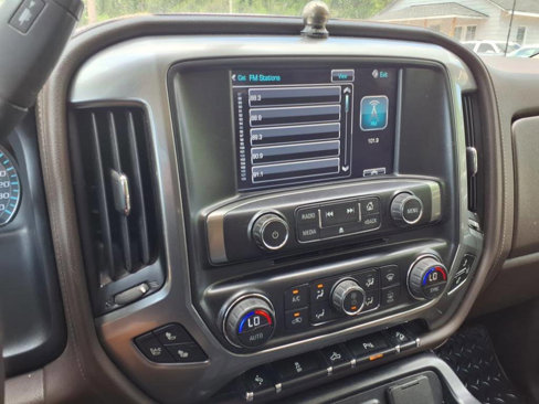 Used 2015 Chevrolet Silverado 1500 LTZ Z71 w/ LTZ Plus Package image 17