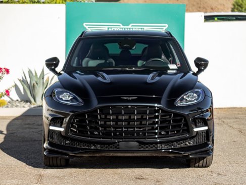 Used 2025 Aston Martin DBX 707 image 7