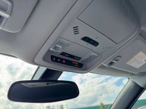 Used 2020 Chevrolet Blazer LT image 26