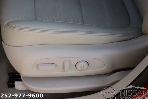 Used 2023 GMC Acadia Denali w/ Denali Ultimate Package image 17