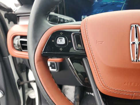 New 2025 Lincoln Aviator Reserve w/ Equipment Group 201A image 17