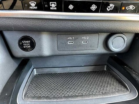 Certified 2025 Nissan Rogue SV image 25