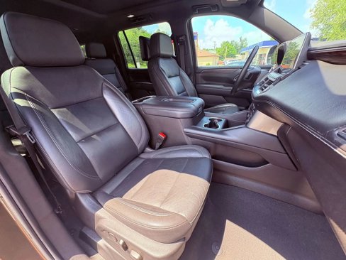 Used 2021 Chevrolet Suburban LT w/ Rear Media and Nav Package image 25