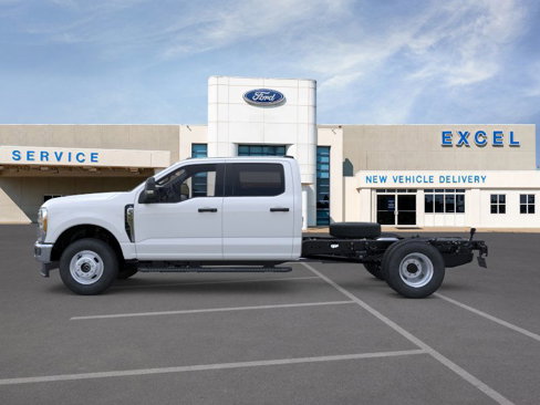 New 2026 Ford F350 XL image 3