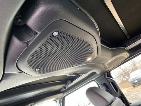 New 2025 Jeep Wrangler Unlimited Sahara w/ Safety Group image 7