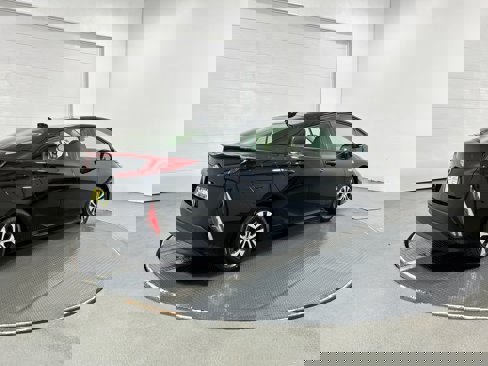 Used 2022 Toyota Prius Prime LE image 30