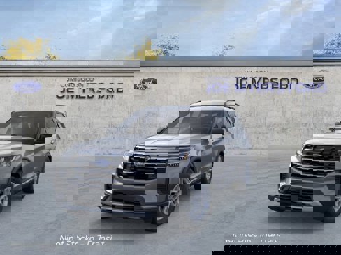 New 2025 Ford Explorer Active image 2