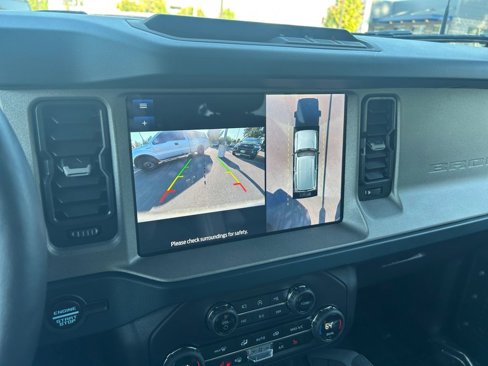 Used 2024 Ford Bronco Outer Banks image 19