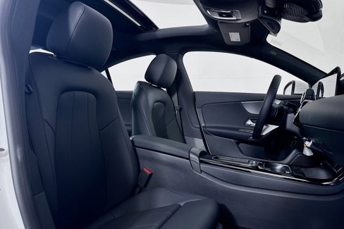New 2026 Mercedes-Benz CLA 250 4MATIC image 6