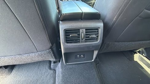 Used 2023 Nissan Rogue SV image 26