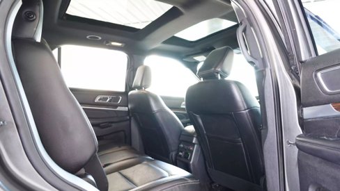 Used 2018 Ford Explorer Limited image 14
