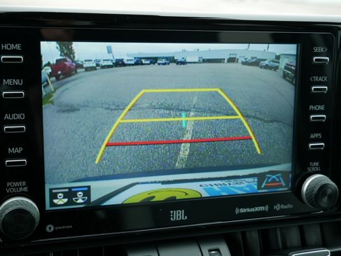 Used 2021 Toyota RAV4 XLE Premium image 29