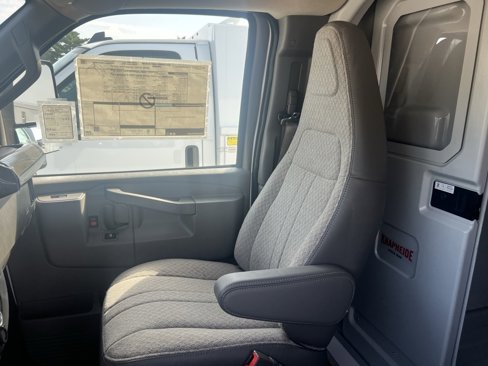 New 2025 Chevrolet Express 3500 w/ Power Convenience Package image 34
