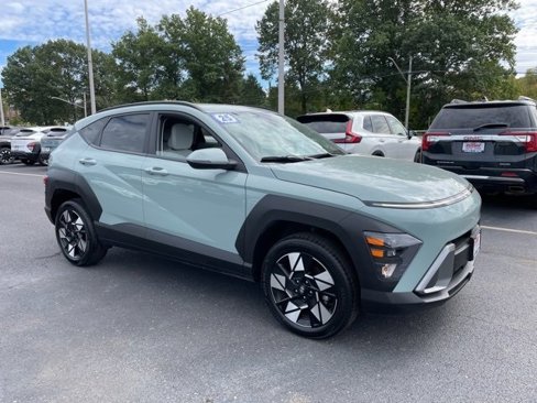 Used 2025 Hyundai Kona SEL image 2