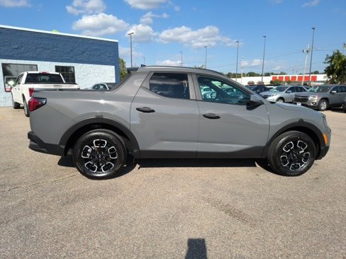 Used 2024 Hyundai Santa Cruz SEL w/ Activity Package image 6
