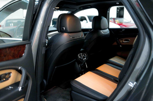 Used 2018 Bentley Bentayga image 67