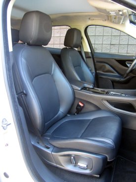 Used 2019 Jaguar F-PACE Premium image 16
