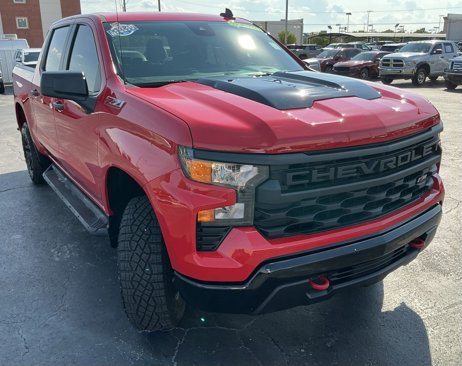 Used 2024 Chevrolet Silverado 1500 Custom Trail Boss image 2