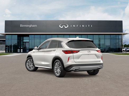 New 2025 INFINITI QX50 Luxe image 7
