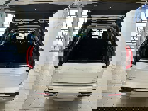New 2025 Ford Expedition Max Platinum w/ Driver's Package image 31