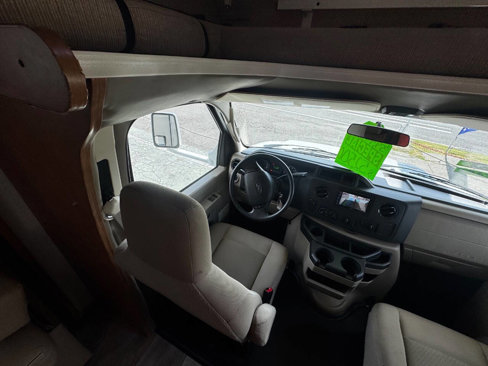 Used 2016 Ford E-450 and Econoline 450 Super Duty w/ Motorhome Prep Package image 69