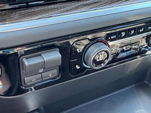 New 2026 Chevrolet Silverado 1500 LT Trail Boss w/ Convenience Package II image 16