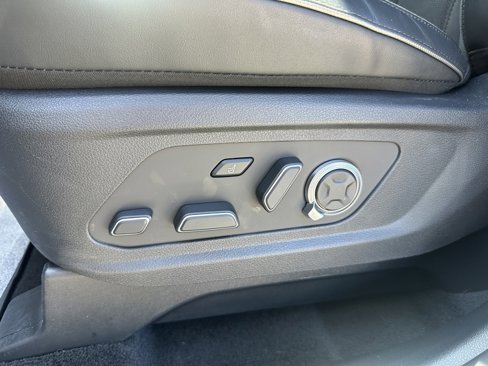Used 2025 Hyundai Palisade Calligraphy image 17