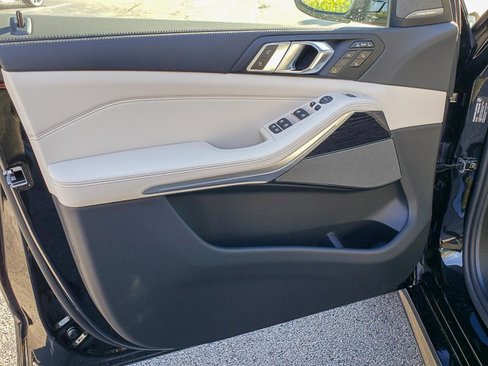 New 2026 BMW X7 xDrive40i w/ Executive Package image 6