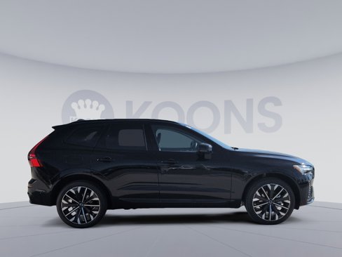 New 2026 Volvo XC60 B5 Ultra w/ Protection Package Premier image 8