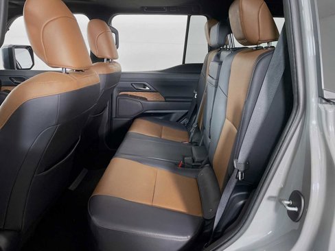 Used 2024 Lexus GX 550 image 22