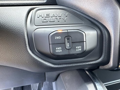 New 2025 RAM 2500 Laramie image 32