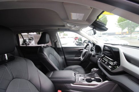 Used 2022 Toyota Highlander Platinum image 20
