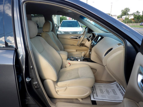 Used 2013 Nissan Pathfinder S image 17