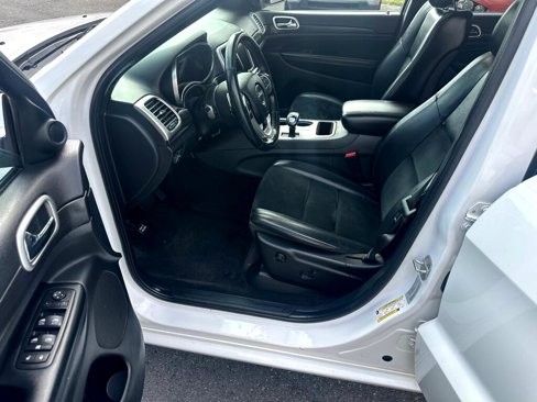 Used 2015 Jeep Grand Cherokee Altitude image 20