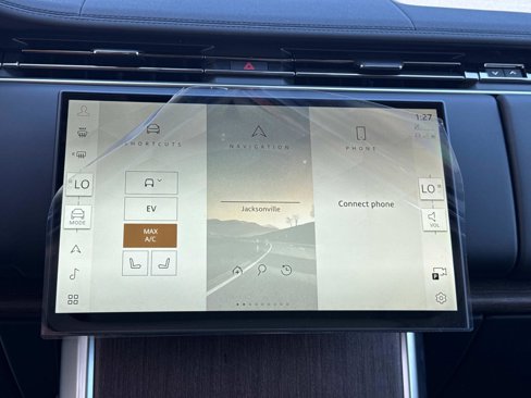 New 2025 Land Rover Range Rover SE image 23