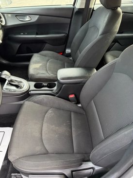 Used 2021 Kia Forte LXS image 5