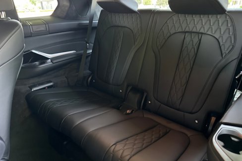 New 2026 BMW X7 M60i image 12