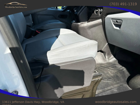 Used 2019 Ford Transit 250 130 Low Roof image 18