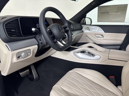 New 2026 Mercedes-Benz GLS 63 AMG 4MATIC image 10