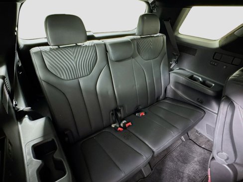 Used 2025 Hyundai Palisade Calligraphy image 30