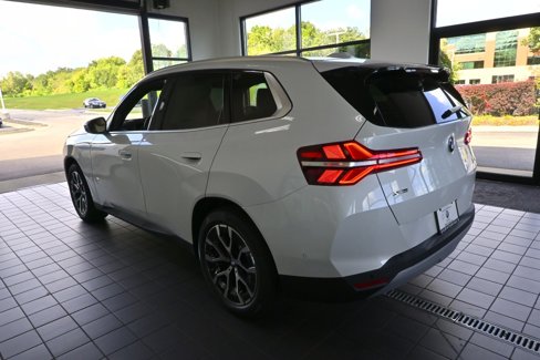 New 2026 BMW X3 xDrive30 w/ Premium Package image 6