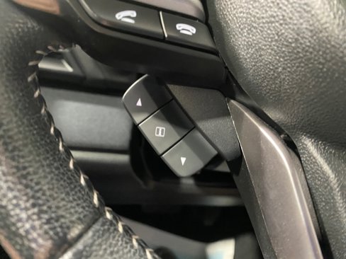 Used 2022 Subaru Outback Premium image 17