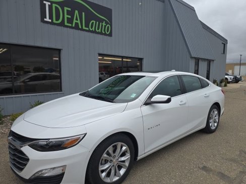 Used 2023 Chevrolet Malibu LT image 2