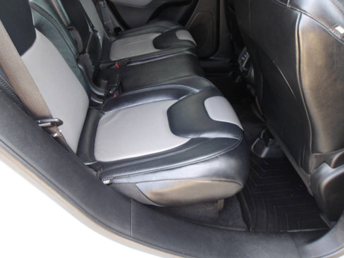 Used 2014 Jeep Cherokee Limited image 22