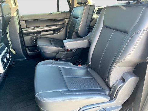 Used 2024 Ford Expedition Max XLT image 24