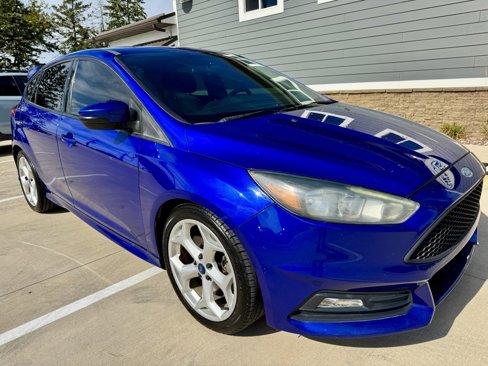 Used 2015 Ford Focus ST image 2